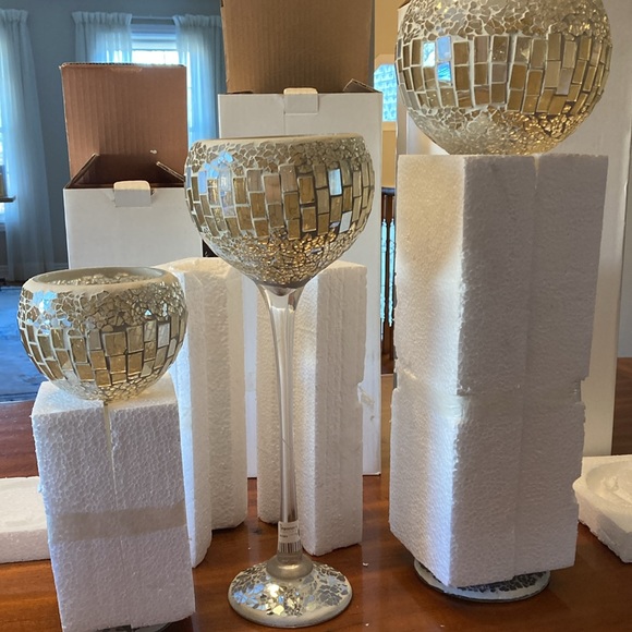 Brand New still boxed 3 beautiful Mosaic Glass Candle holders - Picture 4 of 4